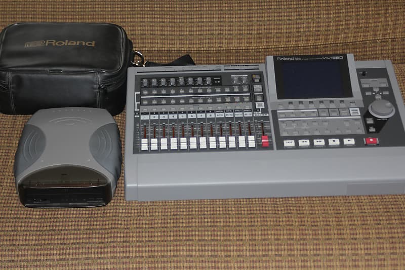 Roland VS-1680 24-Bit Digital Studio Workstation | Reverb Canada