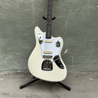 FSR Jaguar Ken Custom」外観 - ラルクKen仕様のフェンダー