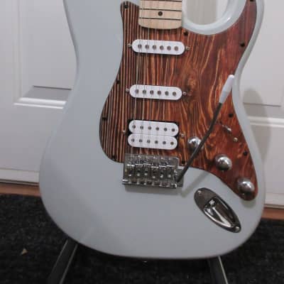 ~Cashified~ Kramer Strat-Style Pewter Rock 'n' Roller image 6