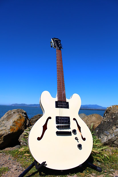 公式購入epiphone Dot studio AW エピフォン セミアコ セミアコースティックギター 動作品 白 ホワイト エピフォン