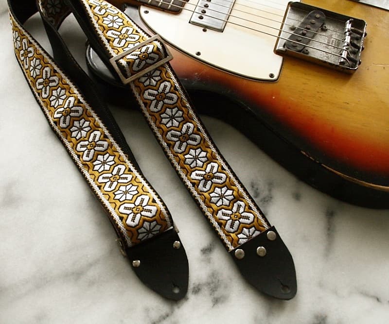 Ace Vintage Reissue Greenwich Guitar Strap by D'Andrea