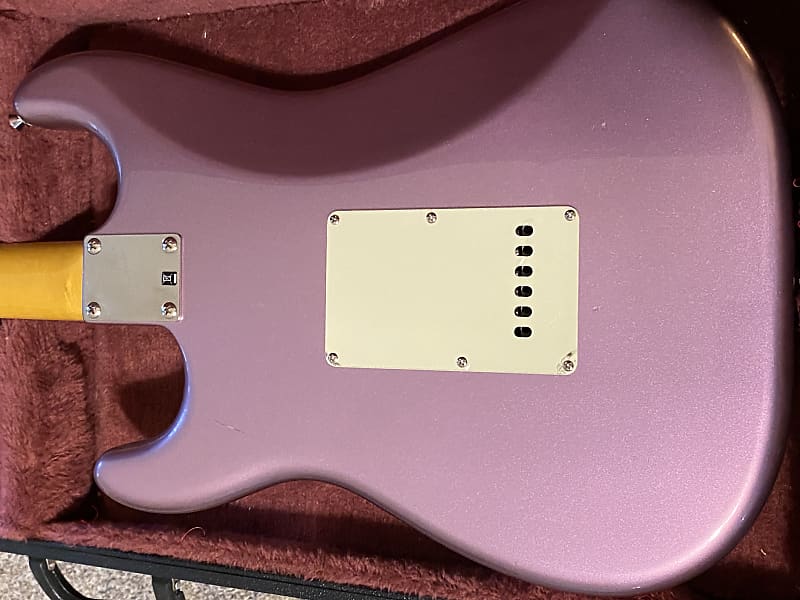 Fender Squier Classic Vibe 60's rare burgundy mist limited