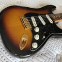 Fender Stevie Ray Vaughan Stratocaster with Pau Ferro Fretboard 2000s - 3-Color Sunburst