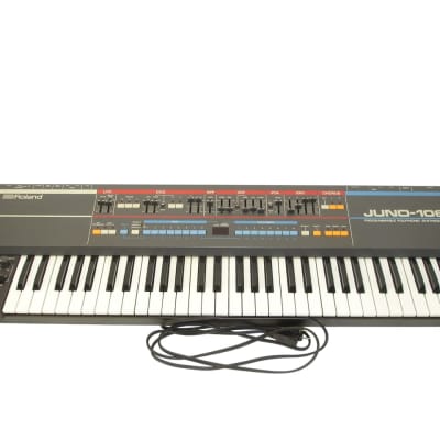 Roland Juno-106 61-Key Programmable Polyphonic Synthesizer Keyboard