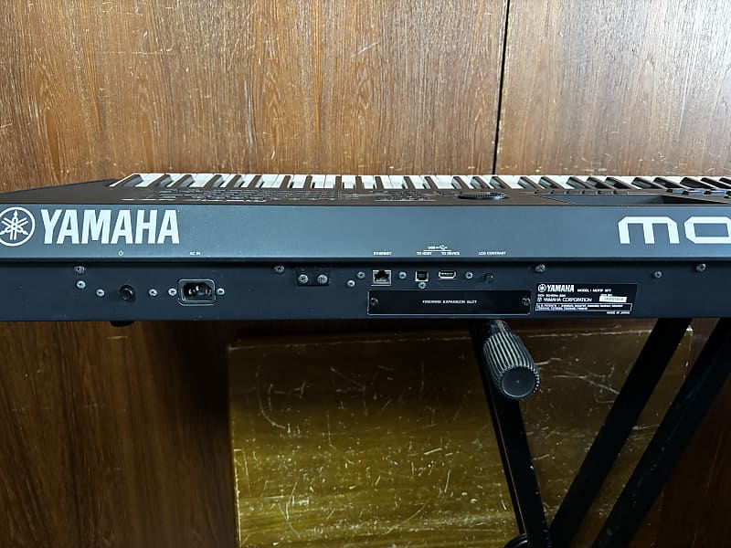 Yamaha MOTIF XF7 76-key Workstation w/ gig bag | Reverb