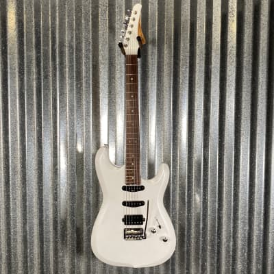 Musi Capricorn Fusion HSS Superstrat Pearl White Guitar #0185 Used image 2