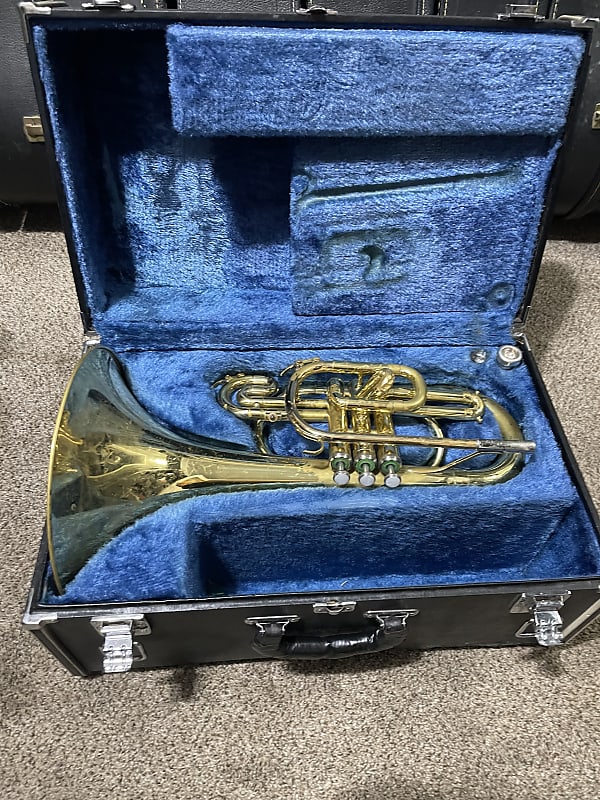 Yamaha ymp201m mellophone marching horn Reverb