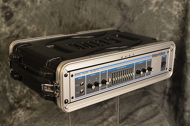 Hartke HA2500 250 watt Rackmount Bass Amplifier Head w Gator
