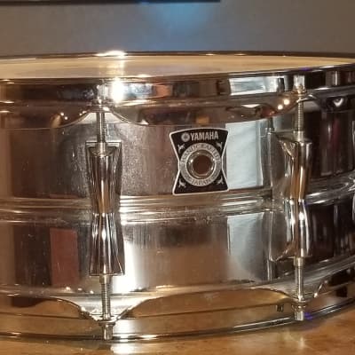 14" Yamaha Steel Snare Drum With Yamaha Steel Snare 5.5x14 Drum 2000s Chrome image 4