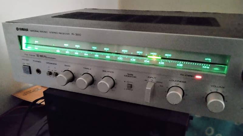 Yamaha R-300 1979 - Silver  			