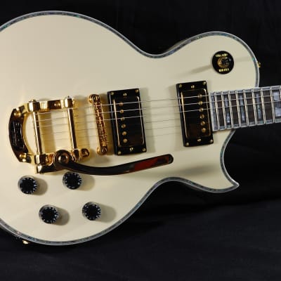 Carparelli S4 with Bigsby 2010 Ivory (Ex Display) image 2