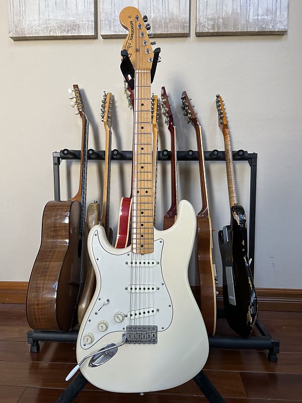 Fender Artist Series Jimi Hendrix Tribute Stratocaster | Reverb