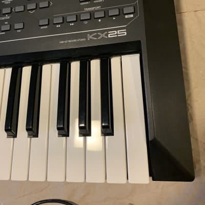 Yamaha KX25 Midi usb Controller Studio Controller VGC with