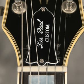 Gibson Les Paul Custom left over tremolo route 1981 Silverburst image 4