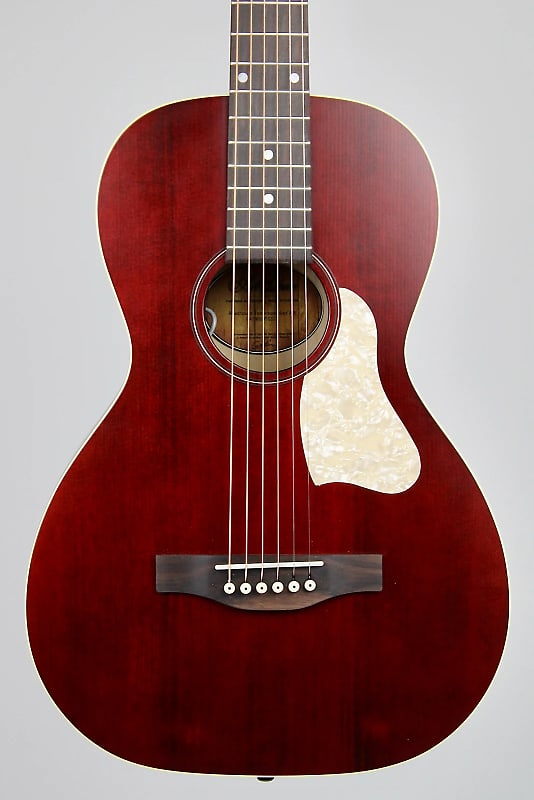 Art & Lutherie Roadhouse Tennessee Red A/E 2022 (042401)