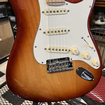Fender American Professional Stratocaster  2017 Sienna Sunburst image 2