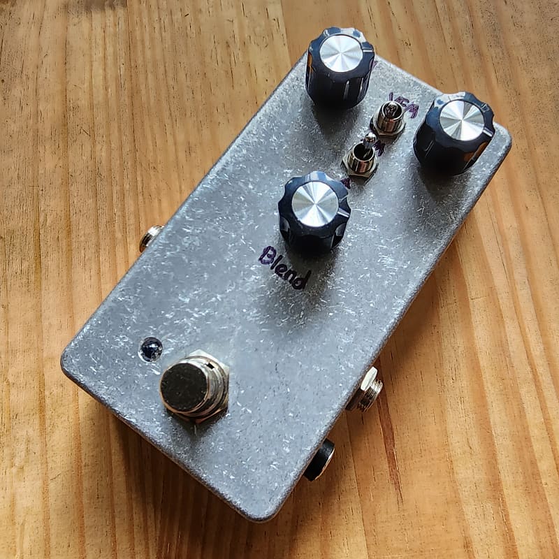 Demo: Devi Ever Super Soda Meiser — Pedals and Effects