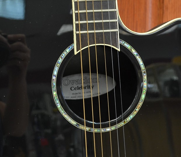 Ovation Celebrity GC057M 6 String Acoustic Electric Guitar Black