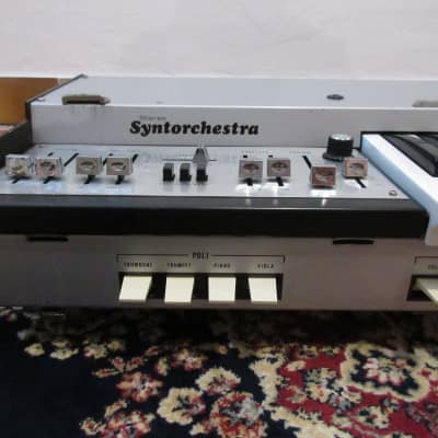 Farfisa Syntorchestra, Vintage Synthesizer from 70s. image 8