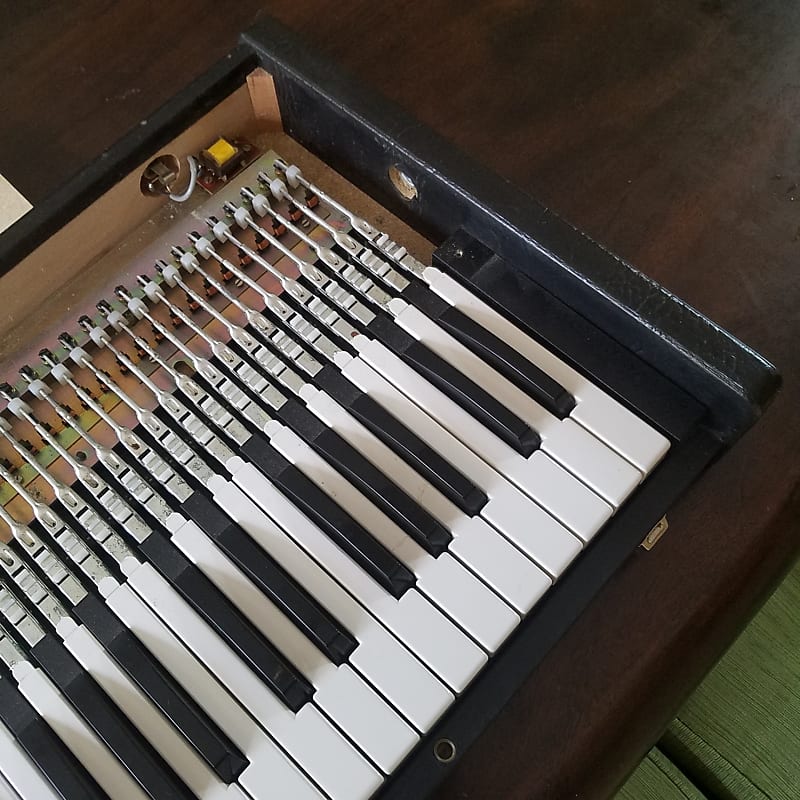 Hohner Pianet T Electric Piano Black Excellent, Very Fine Hohner Pianet T Electric Piano Black Excellent, Very Fine