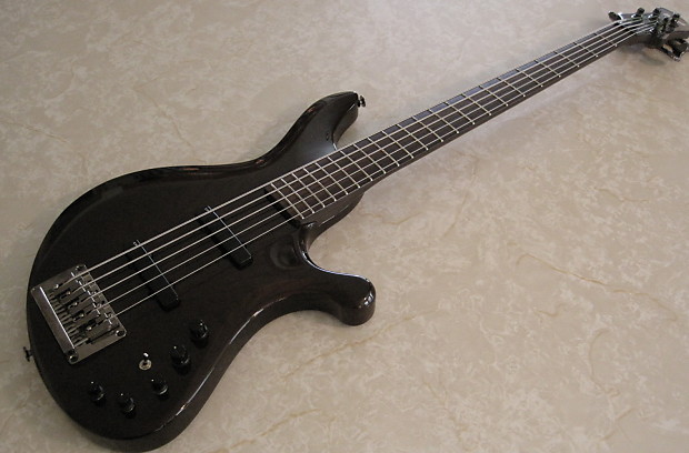 Ibanez Grooveline G105 5 String Bass - Excellent Condition w/OHSC