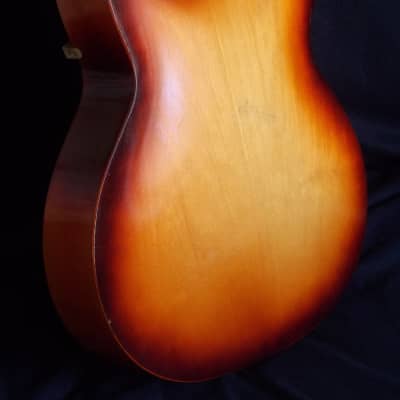 "Klira" Archtop guitar (1958-60) image 8