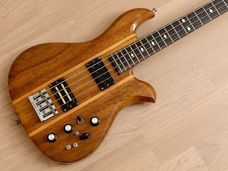 ベース B.C. RICH EAGLE BASS 1977 B.C Rich Eagle Bass - BassBros