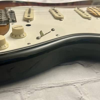 Fender American Professional II Stratocaster 3-Color Sunburst 2021 image 3