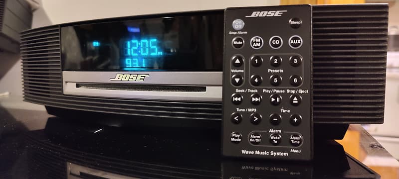 Bose Wave Music System AWRCC1 CD Player AM FM Radio Tuner