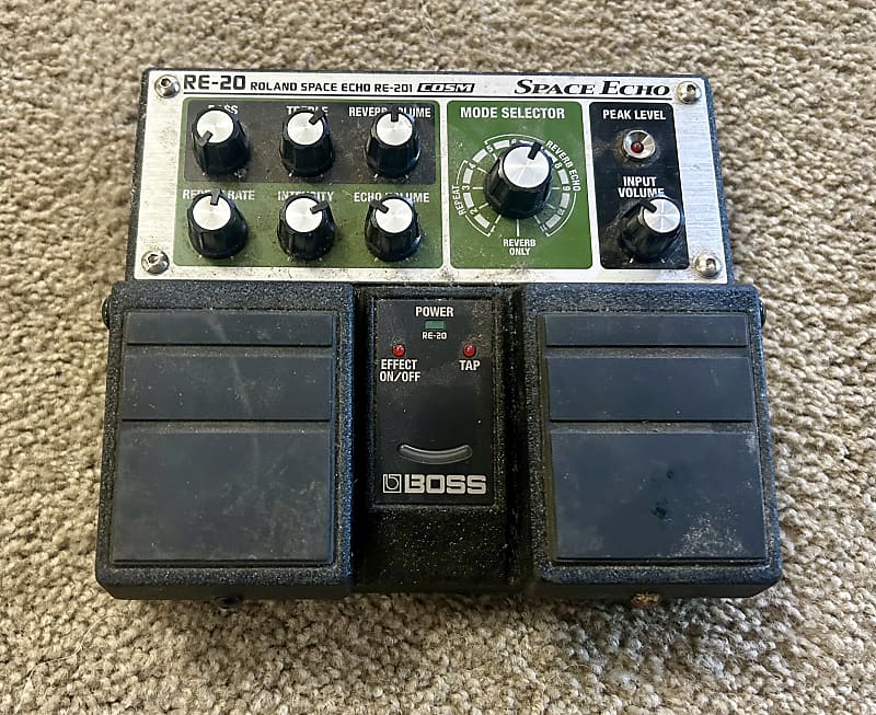 Boss RE-20 Space Echo