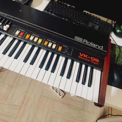 Roland VK-09 61-Key Electronic Organ | Reverb