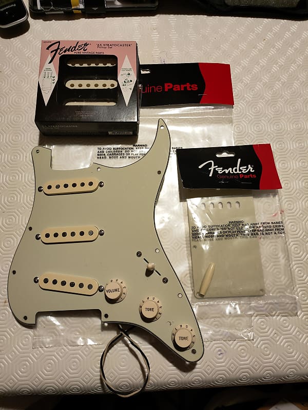 Fender Pure Vintage 65 Prewired Strat Pickguard With Tremolo Reverb 6607