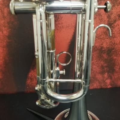 Bach TR300H2 Silver Trumpet (Cincinnati,OH) image 3