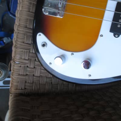 Peavey Milestone 4-String Electric Bass 2010s - Vintage Burst image 5