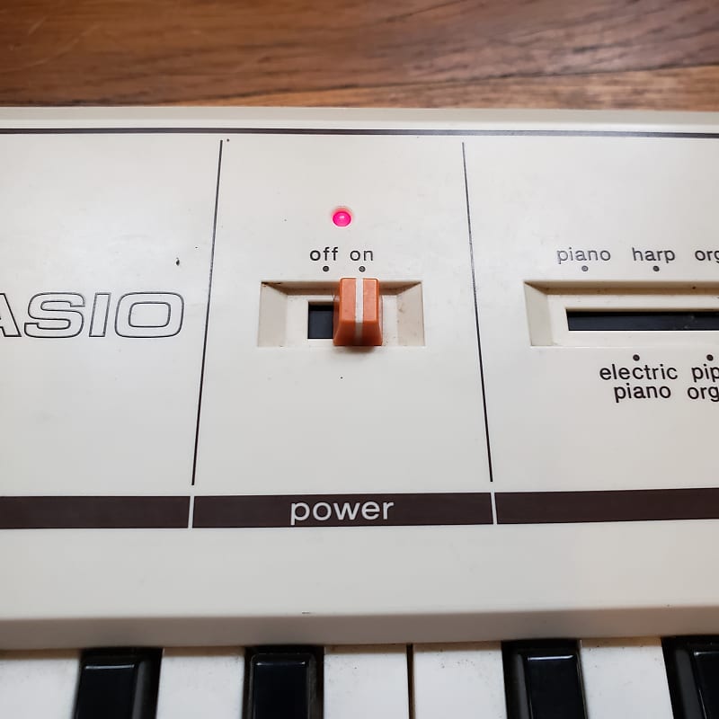 RARE Vintage Casio Casiotone MT-11 1980s Analog Synthesizer