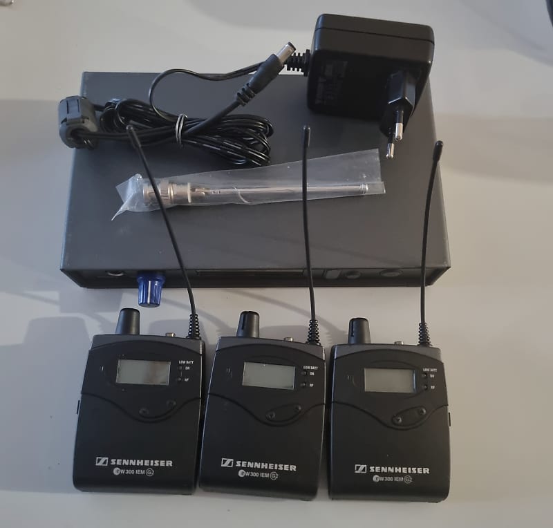 Sennheiser EW 300 IEM G2 Freq Range 830 866 MHz with three receivers