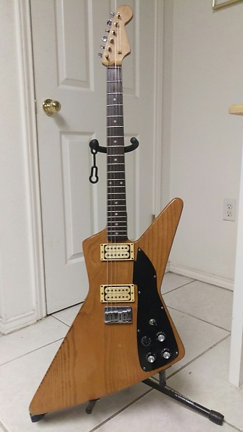 Charvel explorer hotsell