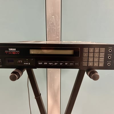 Yamaha TX16W Sampler with Typhoon 2000 OS and USB drive !