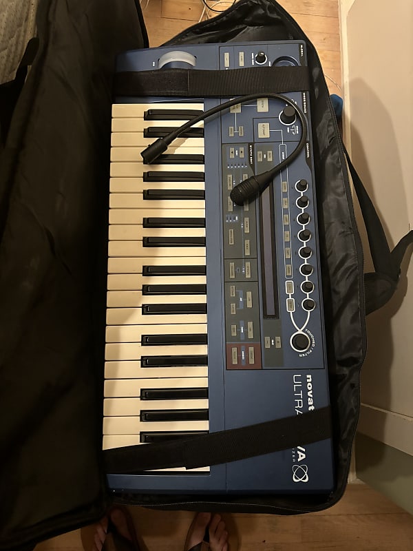 Novation UltraNova シンセサイザー 37鍵 Novation UltraNova 37-Key 20-Voice Synthesizer | Reverb