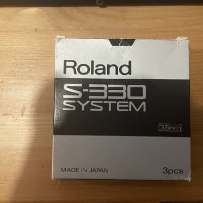 Roland S-330 with RC-100, MU-1, mini monitor and floppies image 9