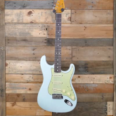 Fender Custom Shop '63 Reissue Stratocaster Journeyman Relic - Super Faded Aged Sonic Blue - Weight 7lbs 15oz! image 5