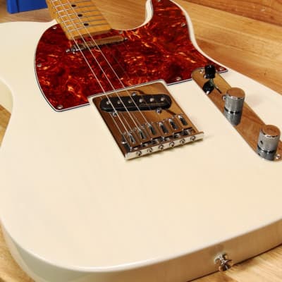 Fender 2011 FSR Ash Telecaster Vintage Noiselsss Pickups White Blonde Tele 10242 image 8