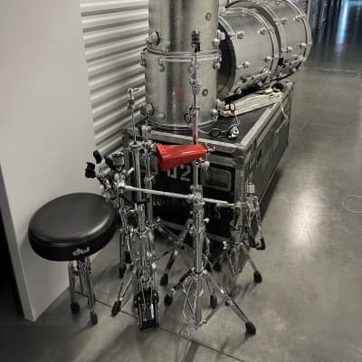 Frank Ferrer's Guns 'n' Roses, Steven Adler "Not In This Lifetime" Tour, DW Collectors 2010s - Silver Sparkle Lacquer. Complete Set! Signed by Whole Band!! image 14