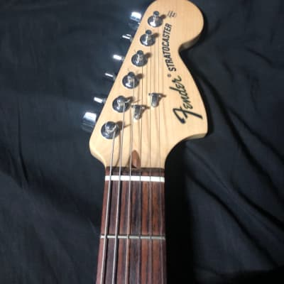 Fender Highway One Stratocaster with Rosewood Fretboard 2007 Midnight Wine Transparent image 7