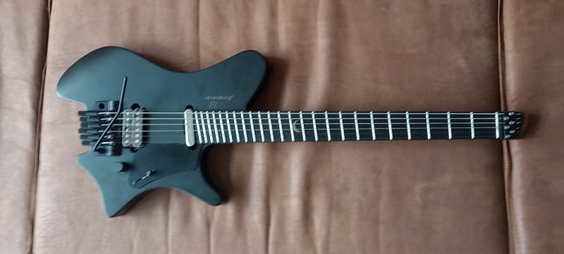 ギター Strandberg Salen Plini Edition Sälen NX 6 Tremolo Plini Edition Black | .strandberg* Guitars