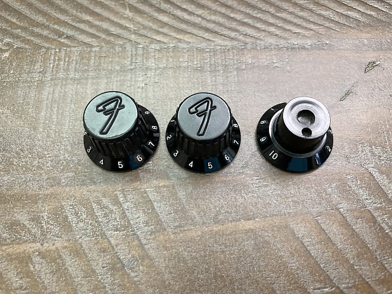 Fender Knobs "F" Logo Embossed Rubber Cap Vintage 1980's Reverb