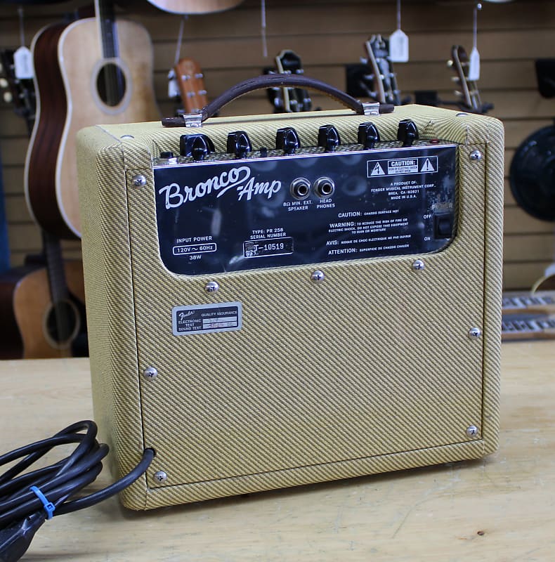 Fender Bronco PR-258 15 Watt Guitar Combo Amp | Reverb
