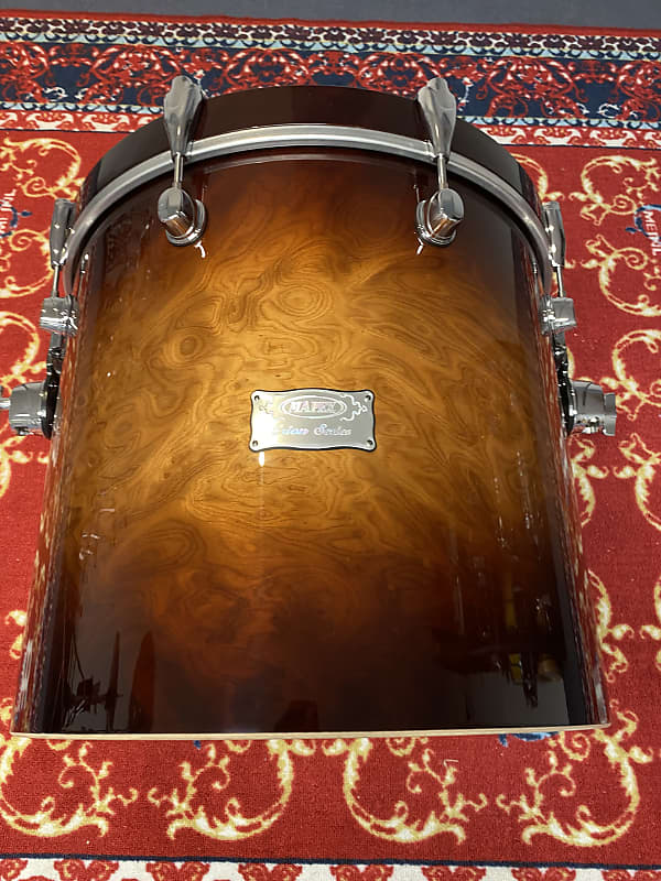 Mapex Orion Burl 18" x 16" Maple Gong Bass Drum Cinnamon Fade Reverb