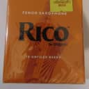 Rico Tenor Saxophone Reeds #2.5; Box of 10