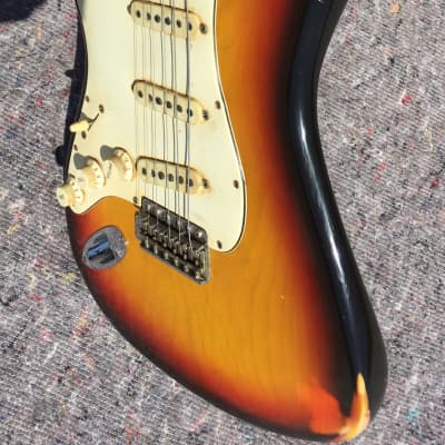 Fender Stratocaster Lefty 1965 Sunburst All original Rare ! image 17